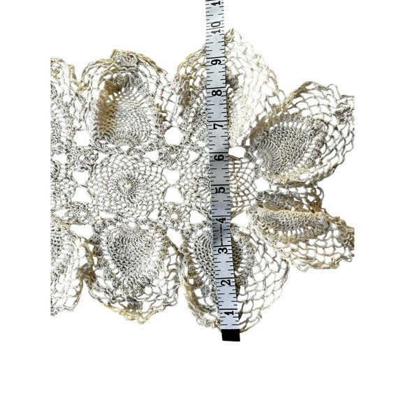 Handmade Crocheted Cream Table Runner 32" x 10" Vintage - Picture 4 of 8